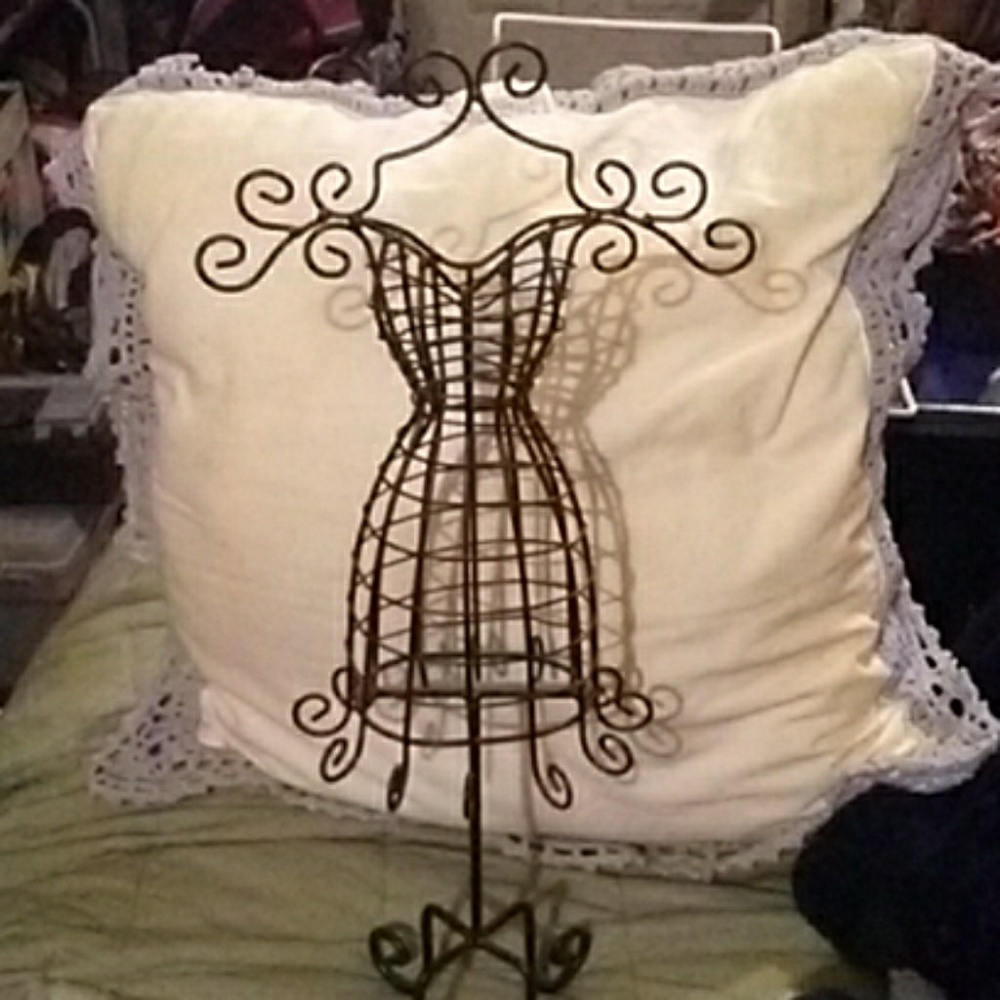 Jewelry stand